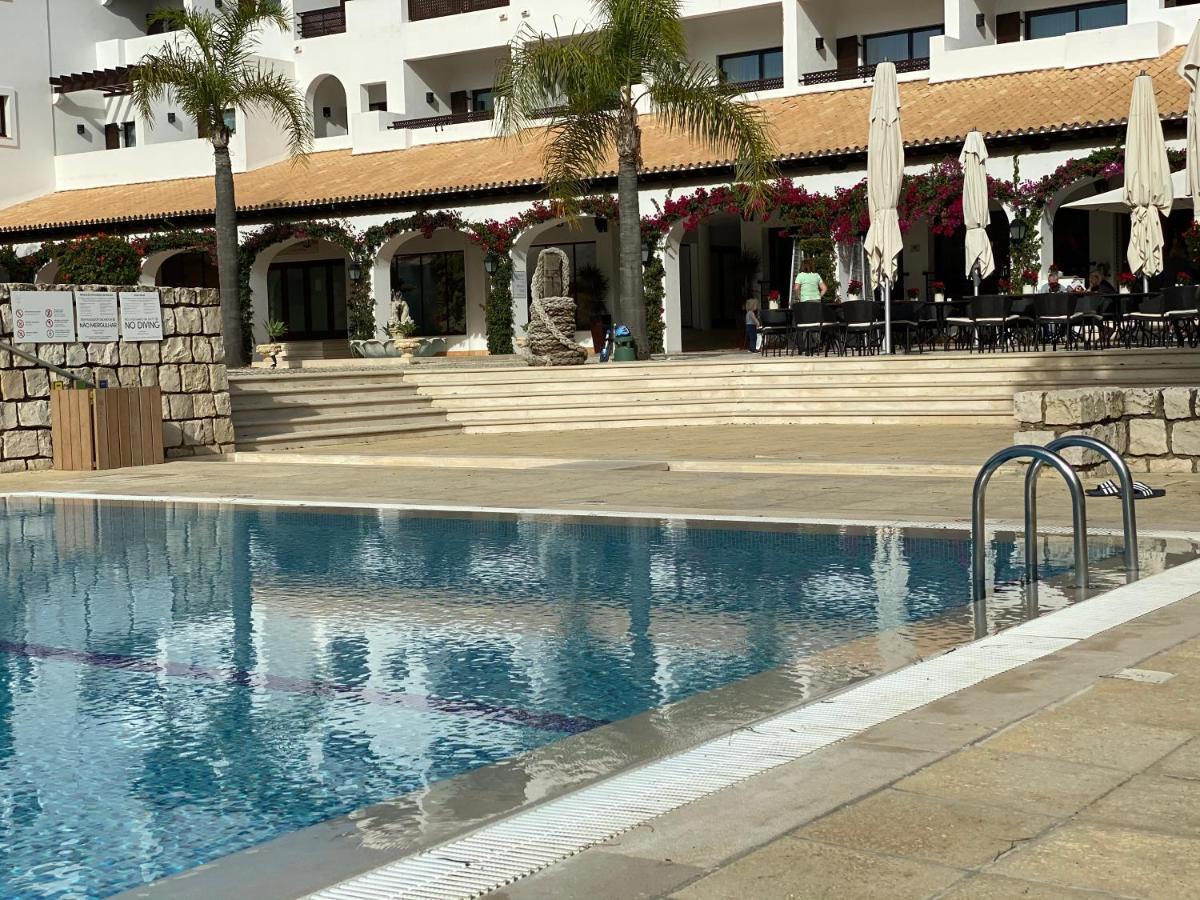 אלבופיירה Algarve Luxury Experience - Situated Within The Pinecliffs Resort מראה חיצוני תמונה
